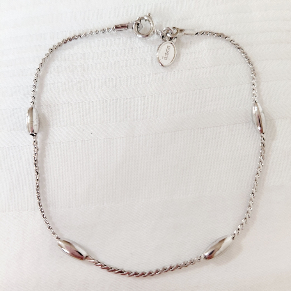 Avon Silver Bead Bracelet